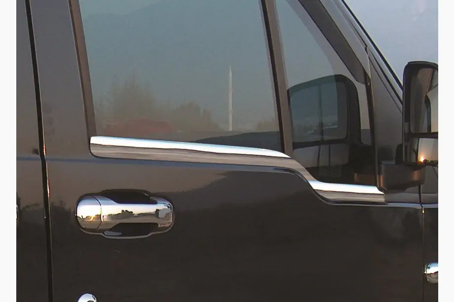 Ford Connect 2010–2013 Buiten raamomlijsting RVS (2-delig) Image