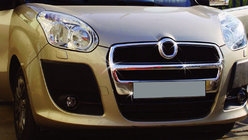 Fiat Doblo II 2010–2022 RVS sierlijsten voor radiateurgrille (2010-2015, volledige set) foto 1