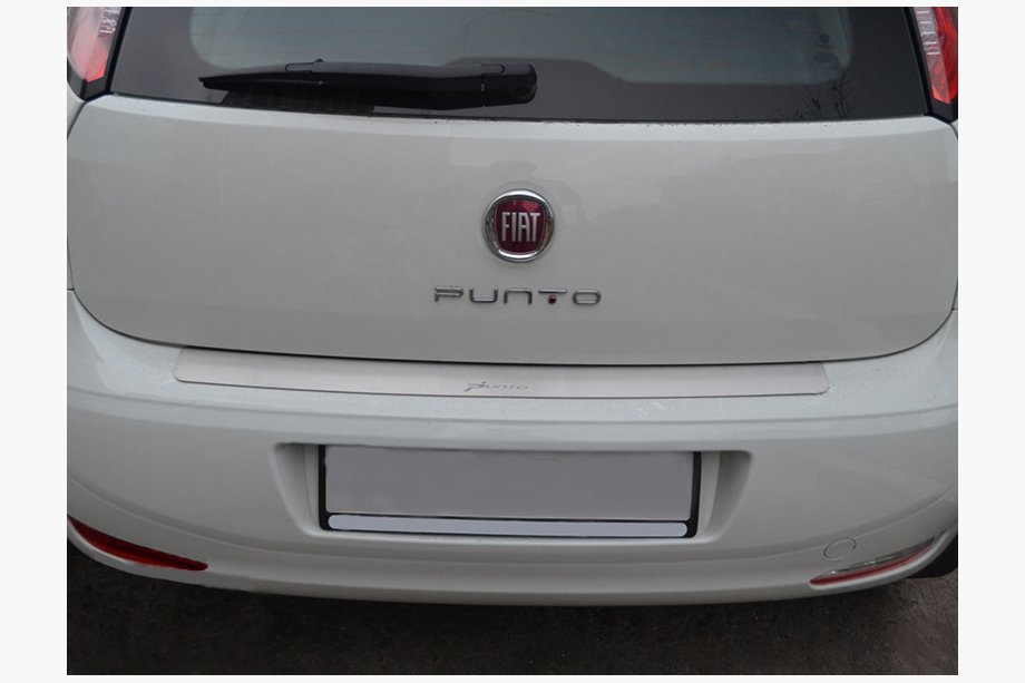 Fiat Punto Grande/EVO 2006–2018 RVS achterbumper beschermlijst Nataniko (2011+) Foto 1