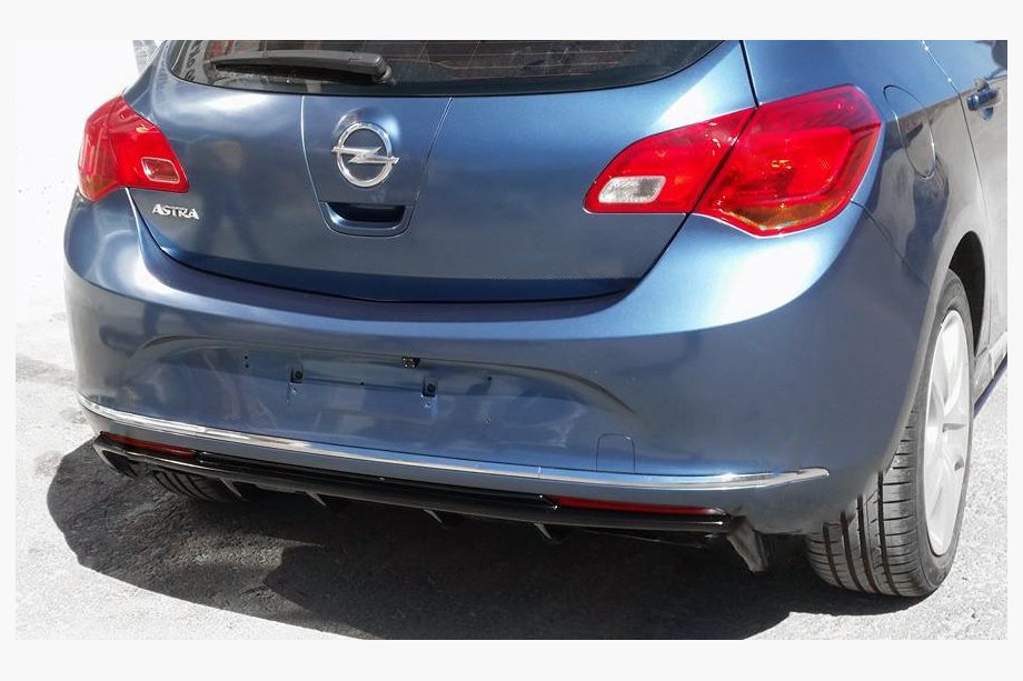 Opel Astra J 2009–2015 Achterdiffuser afdekking (spuitklaar) Foto 1