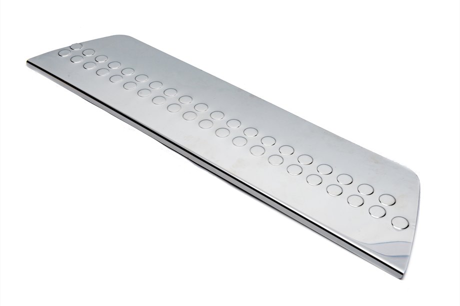 Volkswagen Amarok 2010–2022 RVS sierlijst voor achterbumper Carmos (RVS) Image