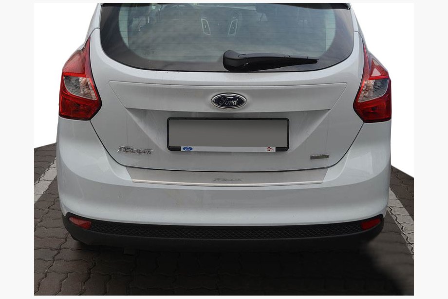 Ford Focus III 2011–2017 Achterbumperbeschermer met opstaande rand Natanika (RVS) 2011-2018, Stationwagon Image