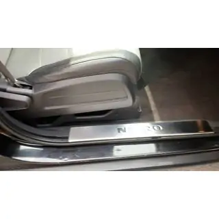 Carmos instaplijsten voor bovenzijde (RVS) Dodge Nitro 2006–2011 foto 3