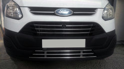 Ford Custom 2013–2022 Eendelige onderste grille 2013-2018 (RVS) foto 1