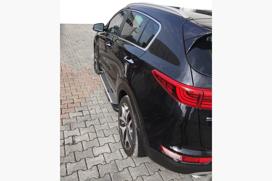Kia Sportage 2015–2021 Pyramid side steps (2 stuks, aluminium) Image