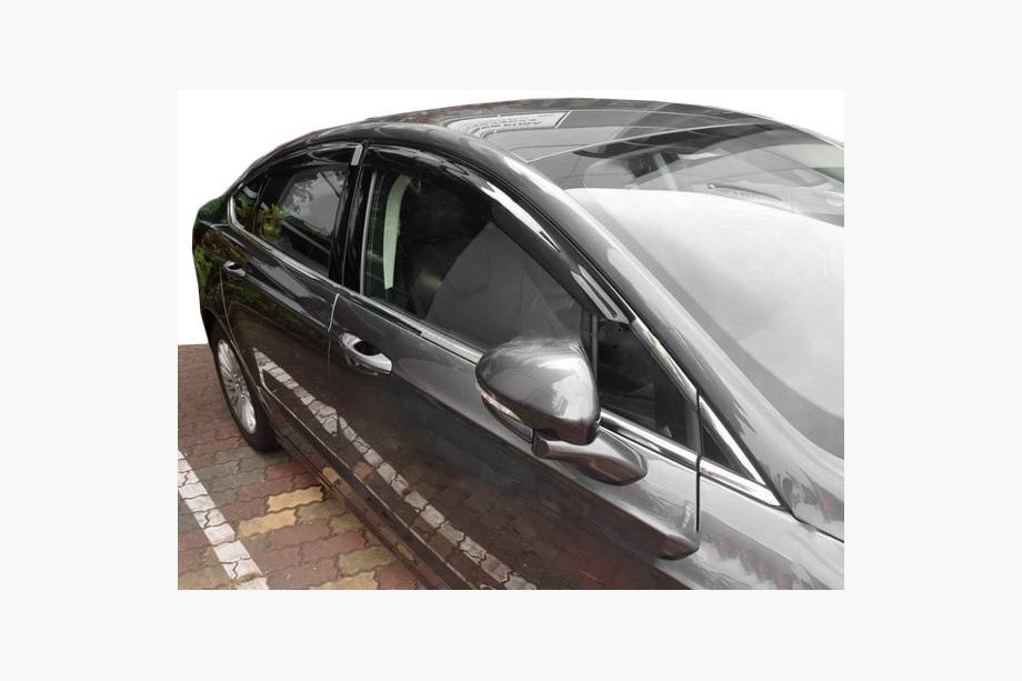 Ford Mondeo 2014–2022 Raamwindschermen (4 stuks, Niken) Image
