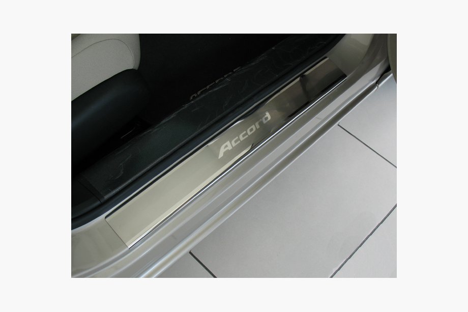 Honda Accord IX 2013–2017 Nathanika premium instaplijsten (4 stuks, RVS) Image
