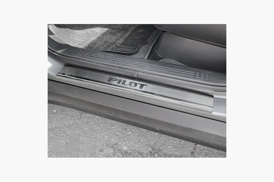 Honda Pilot 2008–2015 Nathanika premium instaplijsten (4 stuks, RVS) Image