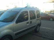 Renault Kangoo 1998–2008 Chromen dakrails Standaard basis, kunststof voeten foto 3