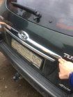 Hyundai Tucson JM 2004– Afdekstrip boven kentekenplaat (kunststof) foto 5