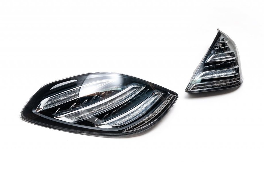Mercedes S-Class W222 2013–2022 Achterlichten (Black edition, 2 stuks) Foto 1