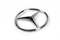 Mercedes E-сlass W211 2002–2009 Achterembleem foto 1