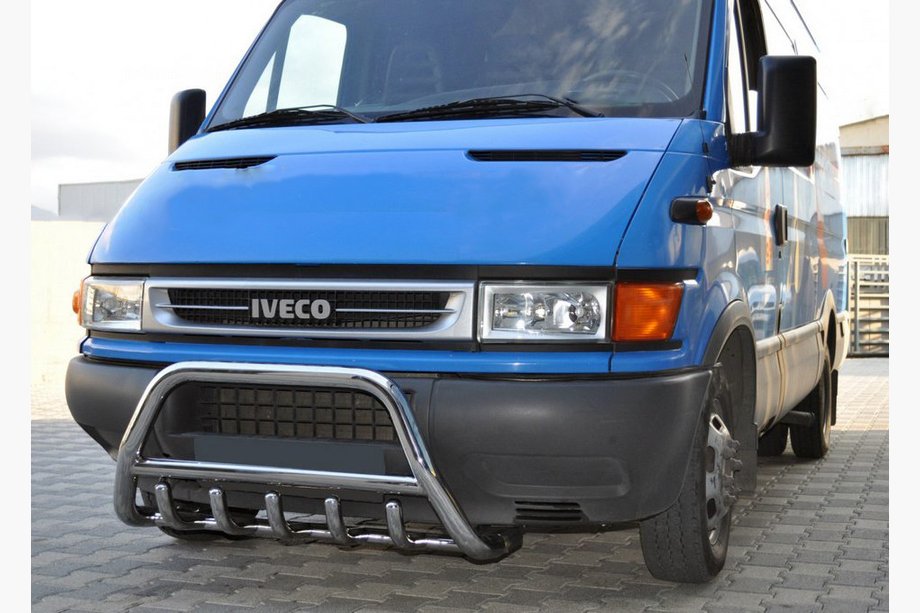 Iveco Daily 1999–2006 Bullbar WT003 Image