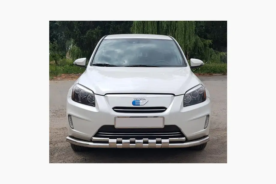 Toyota Rav 4 2006–2013 RVS voorbumperbescherming ST015 Image