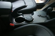 Hyundai IX-35 2010–2015 Ringen voor bekerhouder (RVS) foto 1