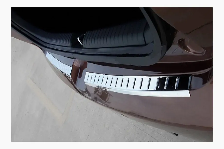 Hyundai I-20 2014–2020 Achterbumper sierlijsten OmsaLine 2014-2018 (2-delig, RVS) Image