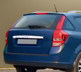 Kia Ceed 2007–2012 Sierlijst boven kentekenplaat (SW, RVS) foto 1