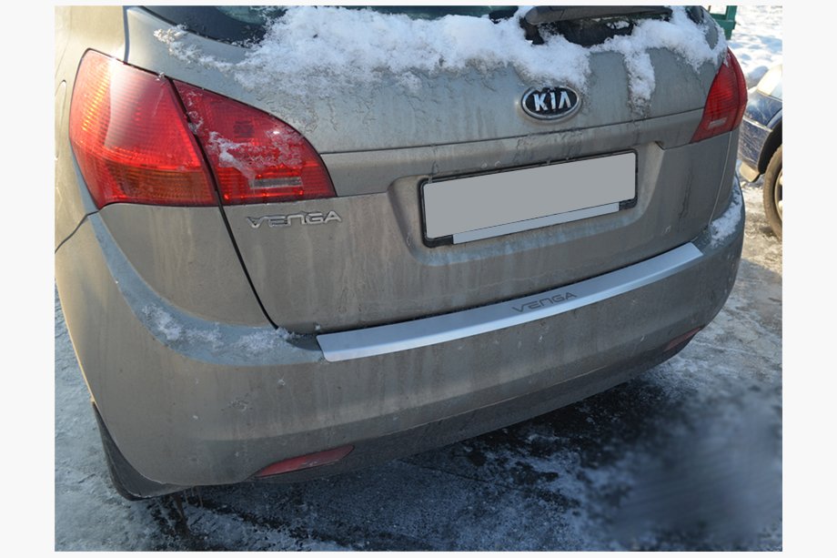 Kia Venga 2010–2019 Achterbumperbeschermer met opstaande rand Natanika (RVS) Image