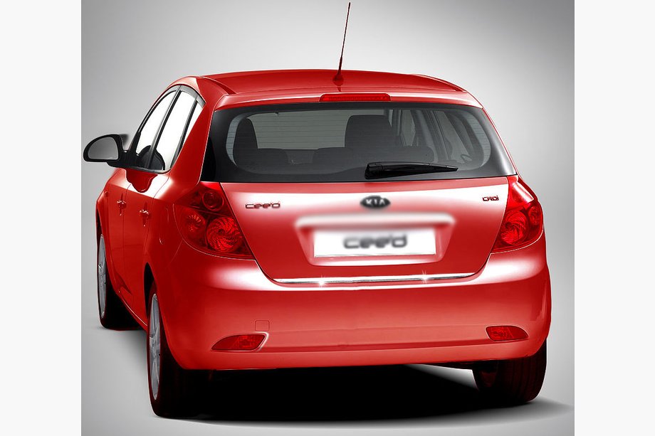 Kia Ceed 2007–2012 Kofferrandlijst (HB, RVS) Image