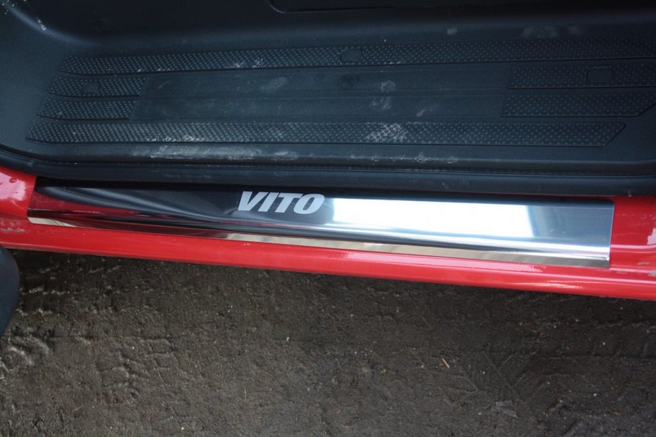 Mercedes Vito W639 2004–2014 Instaplijsten Laser-style (2 stuks, staal) Foto 3