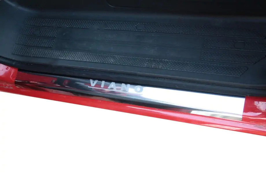 Mercedes Viano 2004–2014 Instaplijsten Laser-style (2 stuks, staal) Image