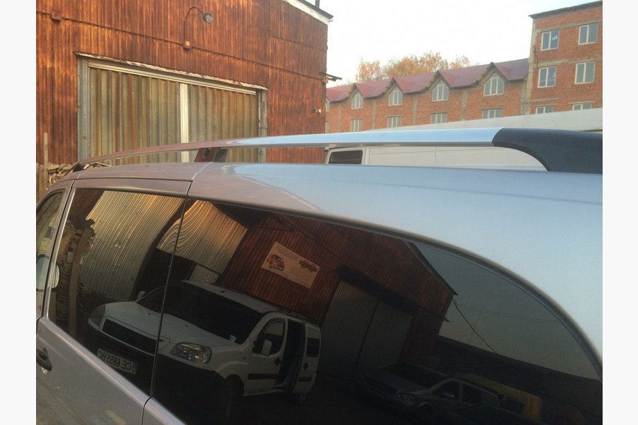 Mercedes Vito W639 2004–2014 Dakrails chroom CAN origineel design (metalen steunen) Korte wielbasis (SHORT) Foto 6