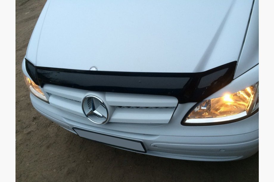 Mercedes Viano 2004–2014 Motorkapdeflector (ANV) Image