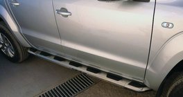 Nissan Juke 2010–2019 Zijsteps Vison (2 st., aluminium/RVS) foto 1