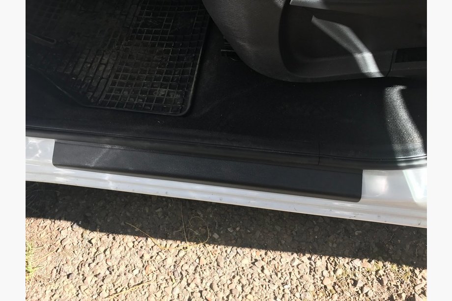 Renault Kangoo 2008–2020 DDU instaplijsten (2 st., kunststof) Foto 4