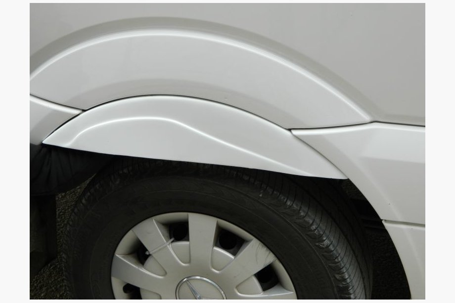 Mercedes Sprinter W906 2006–2018 Achterste wielkastlijsten (spuitklaar) Image