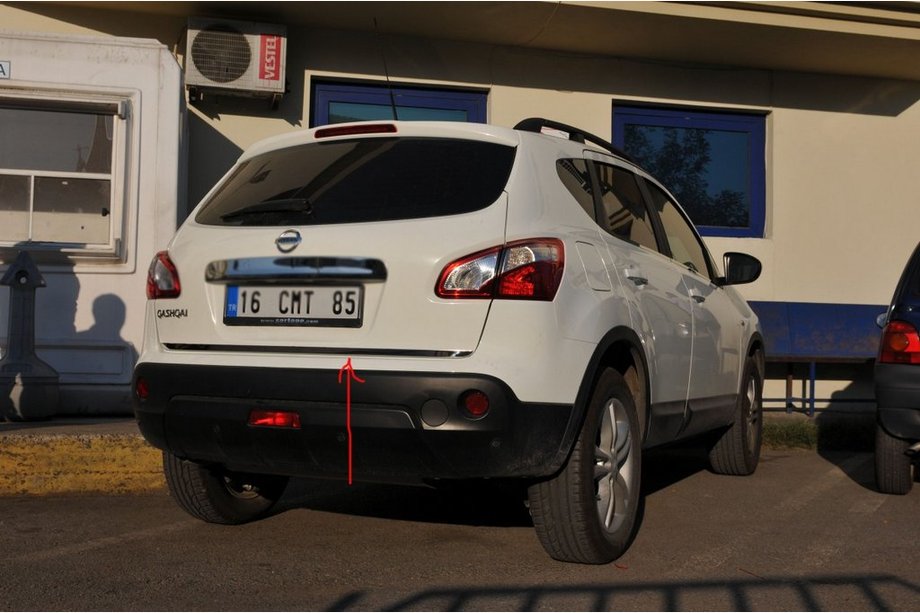 Nissan Qashqai 2010–2014 RVS randlijst voor kofferklep Carmos - Turks staal Foto 2