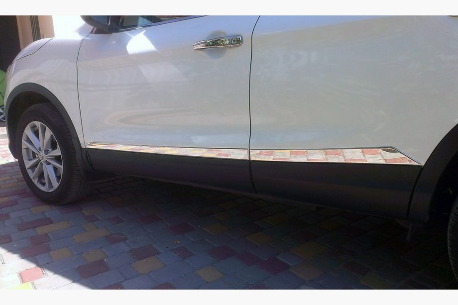 Nissan Qashqai 2014–2021 OmsaLine deurlijsten (set van 4, RVS) Image