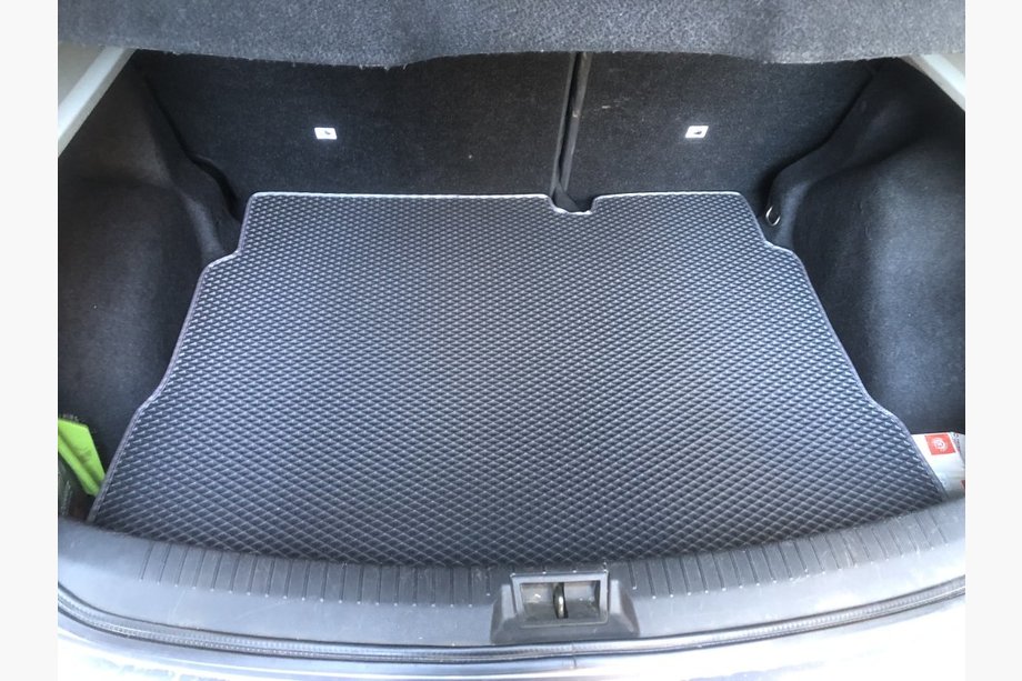 Nissan Qashqai 2010–2014 Kofferbakmat (EVA, zwart) Image