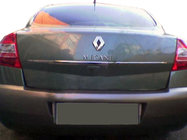 Renault Megane II 2004–2009 Chroomlijst boven kenteken (Sedan, RVS) foto 1