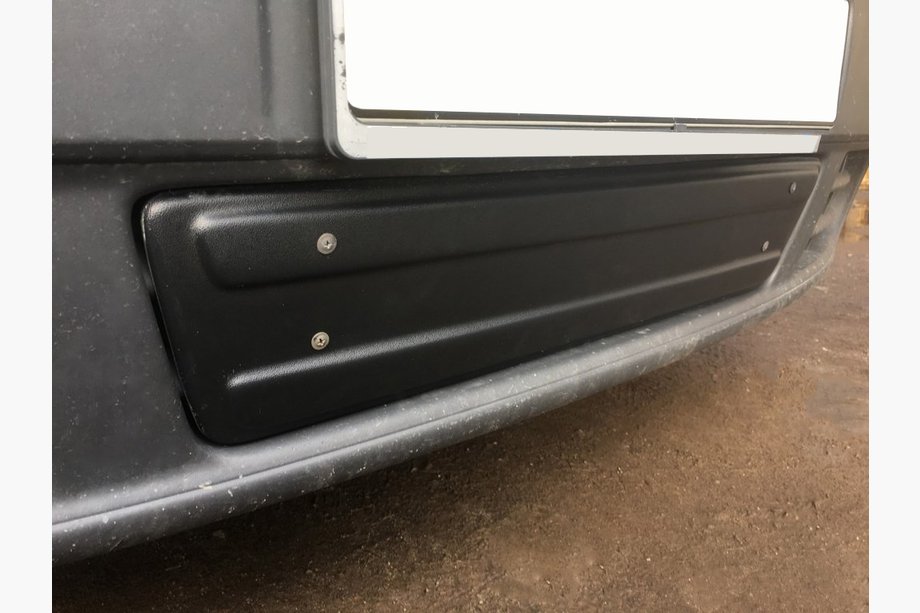 Opel Vivaro 2001–2015 Winter onderste afdekking (onder kentekenplaat) Hoogglans, 2001-2007 Image