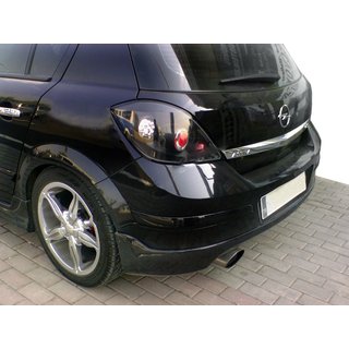 Achterste onderbumper lip HB (spuitklaar) foto 1