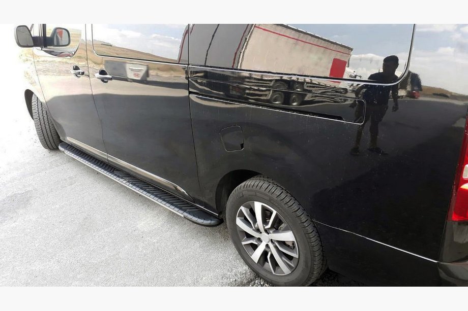 Opel Vivaro 2019– Bosphore Yeni side steps (2 stuks, aluminium) Foto 1