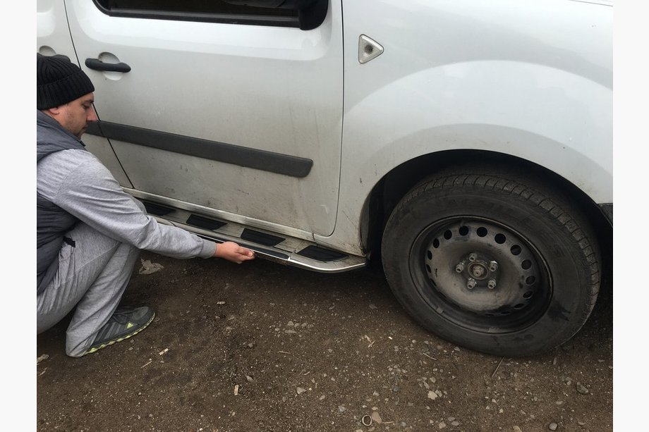 Renault Kangoo 2008–2020 Zijsteps Vison (2 st., aluminium/RVS) Image