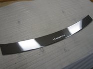 Kia Carens 1999–2012 RVS achterbumperbeschermer met omgezette rand Nataniko foto 1