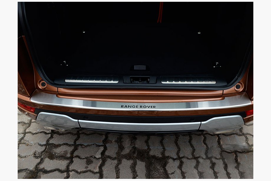 Range Rover IV L405 2013–2021 Achterbumperbeschermer met opstaande rand Natanika (RVS) Image