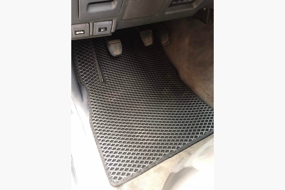 Toyota Land Cruiser 80 1990–1997 EVA automatten (zwart) GX Image