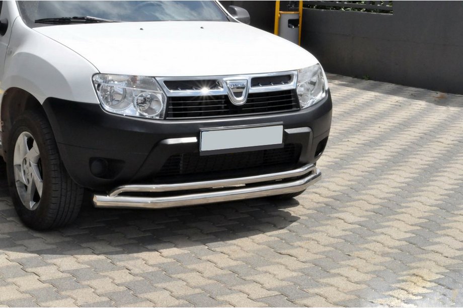 Dacia Duster 2008–2018 Frontbescherming ST017 (RVS) Image