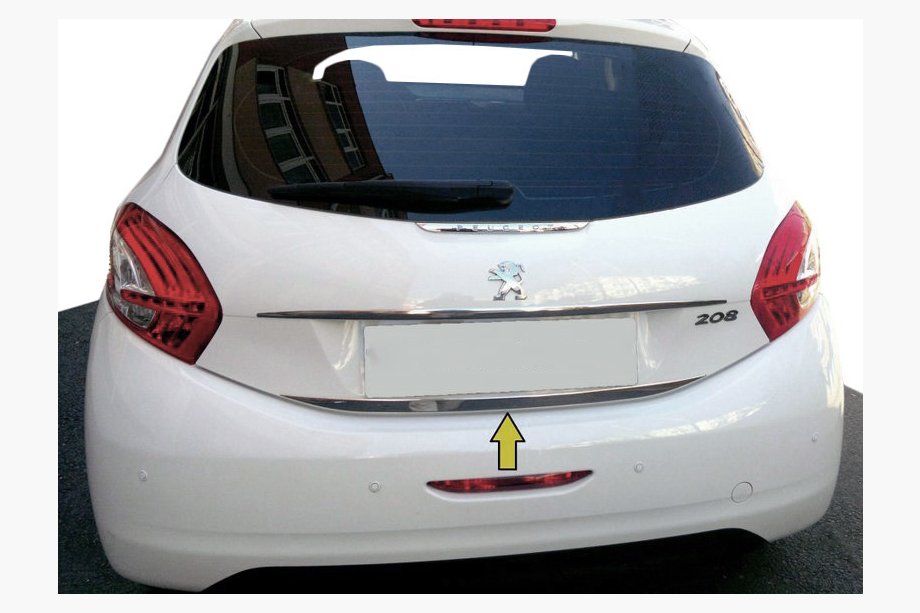 Peugeot 208 2012–2019 RVS kofferbakrand Image