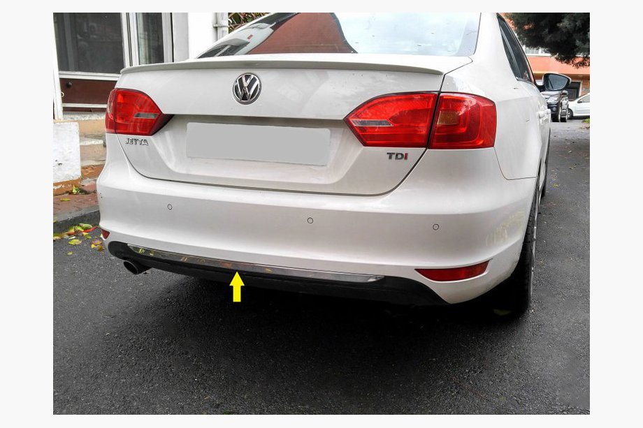 Volkswagen Jetta 2011–2018 Bumperrand 2011-2013 (RVS) Image