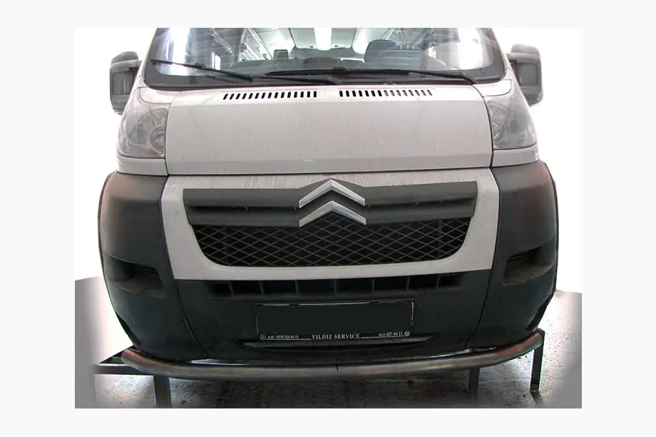 Fiat Ducato 2006–2025 RVS voorste beschermbeugel ST008 Image