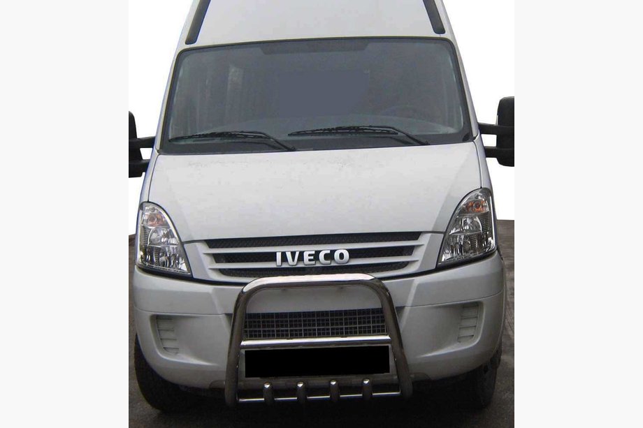 Iveco Daily 2006–2014 Bullbar QT007 Image