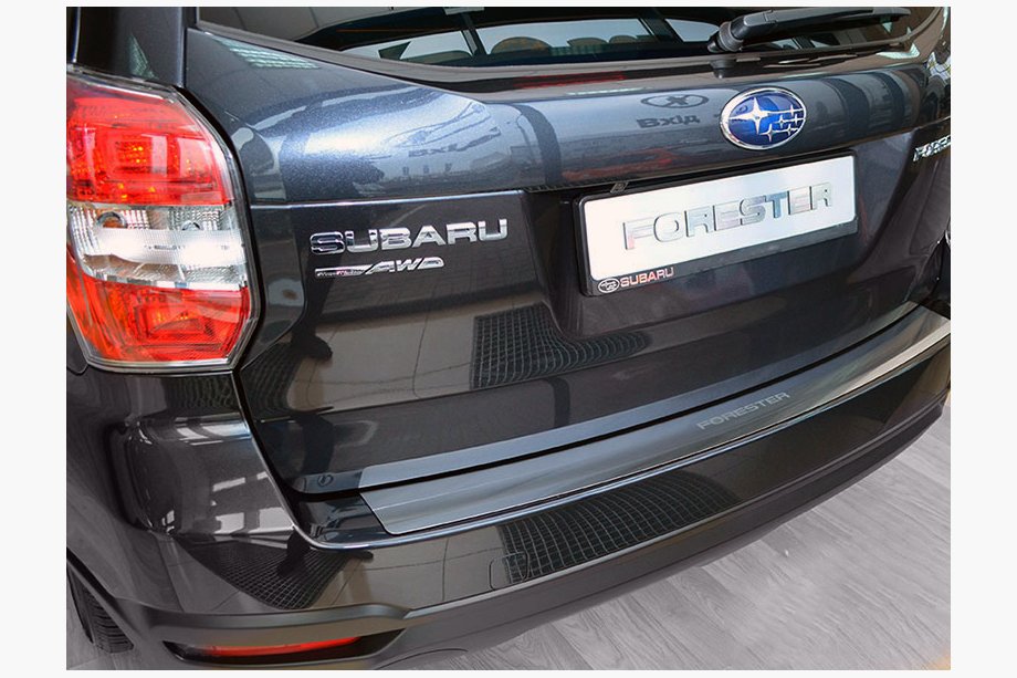 Subaru Forester 2013–2018 Achterbumperbeschermer Natanika (RVS) Image