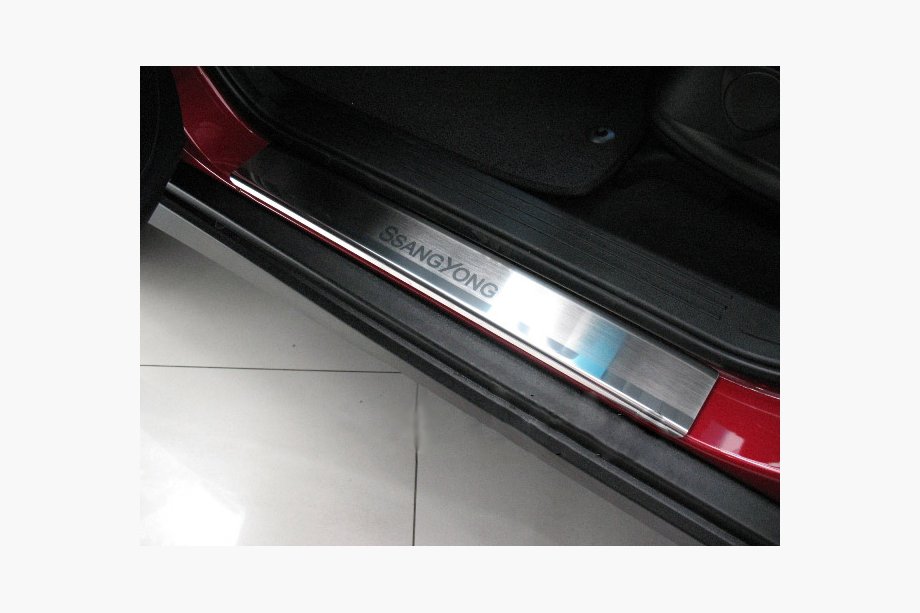 SsangYong Korando 2010–2019 Nataniko RVS dorpellijsten (set van 4) Image