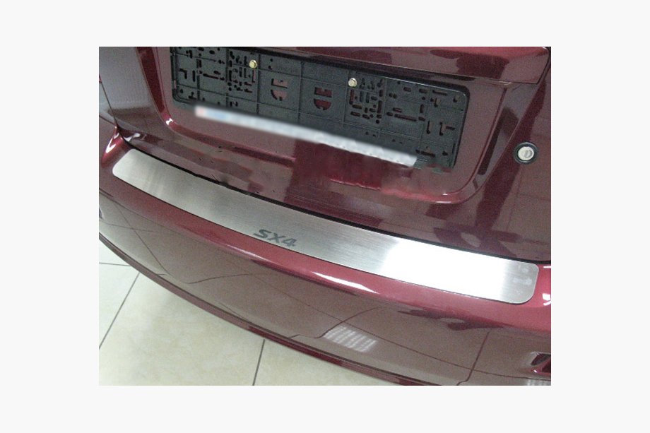 Suzuki SX4 2006–2013 Nataniko RVS achterbumper beschermlijst 5-deurs Image