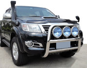 Toyota Hilux 2006–2015 Bullbar WT018 (RVS) foto 1